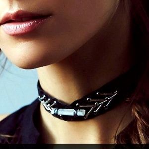 Free People Zephyr Velvet Choker
